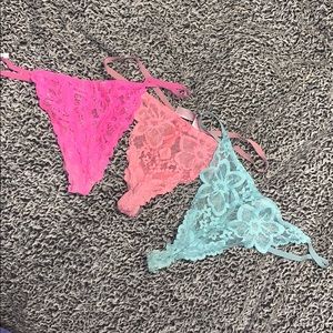 V-String Thong Bundle
